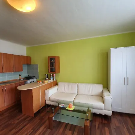 Cozy Flat Near To Center Séjour chez l'habitant *